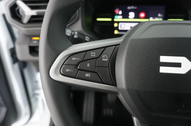 DACIA Duster usata, con Touch screen