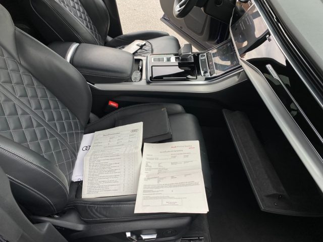 AUDI Q8 usata, con Portellone posteriore elettrico