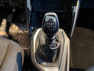 PEUGEOT 208 usata, con Volante in pelle