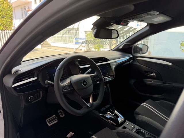 OPEL Corsa usata, con Bluetooth
