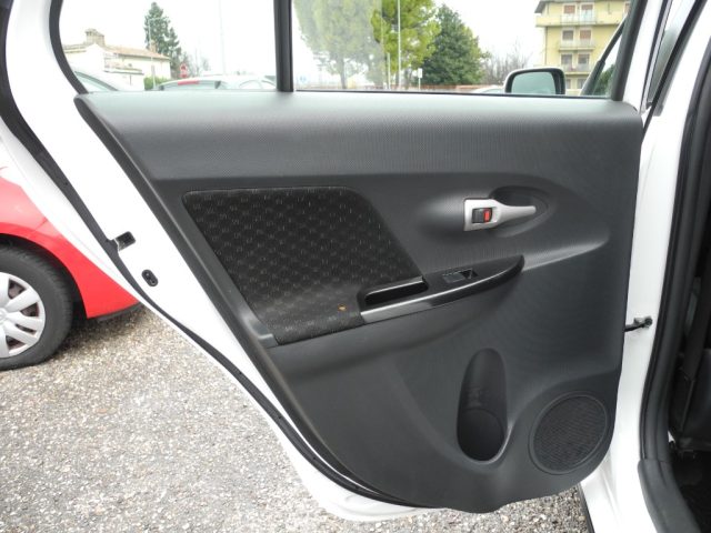 TOYOTA Urban Cruiser usata 48
