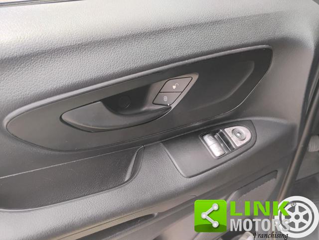 MERCEDES-BENZ Vito usata, con Autoradio digitale