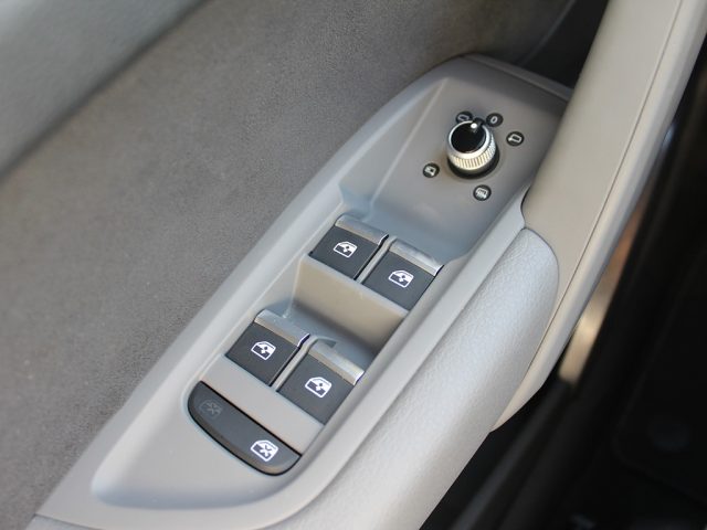 AUDI Q5 usata, con Sedile posteriore sdoppiato