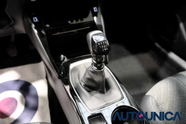 PEUGEOT 208 usata, con Isofix