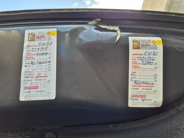 PEUGEOT 2008 usata, con Sistema di navigazione