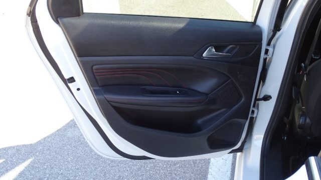PEUGEOT 308 usata, con Climatizzatore automatico, 2 zone