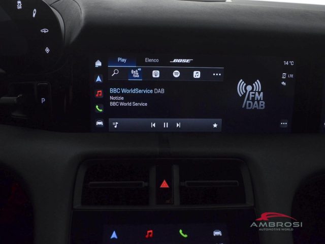 PORSCHE Taycan usata 14