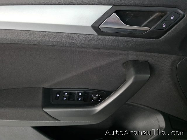 VOLKSWAGEN T-Roc usata, con Sensore di pioggia