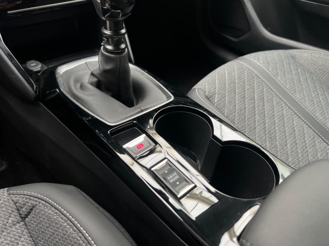 PEUGEOT 208 usata, con Sensori di parcheggio posteriori