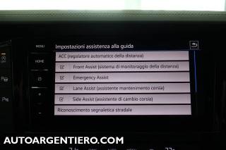 VOLKSWAGEN Touareg usata, con Park Distance Control