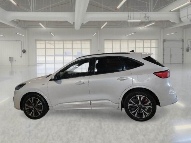 FORD Kuga usata, con Autoradio digitale