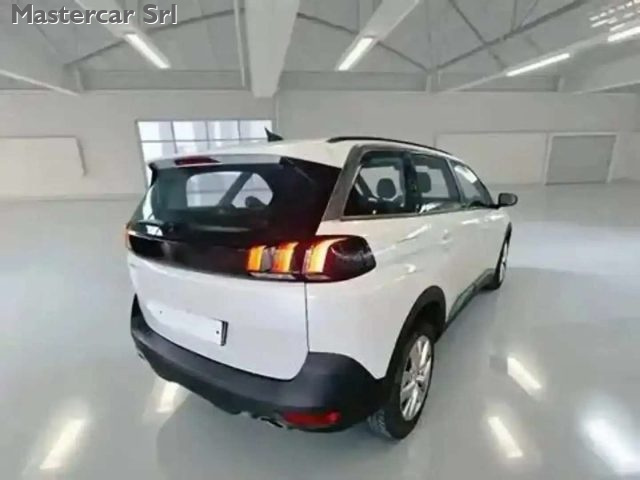 PEUGEOT 5008 usata, con Airbag Passeggero