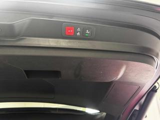 PEUGEOT 5008 usata, con Interni in pelle