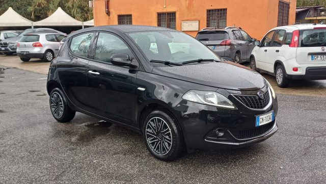 LANCIA Ypsilon usata, con Airbag