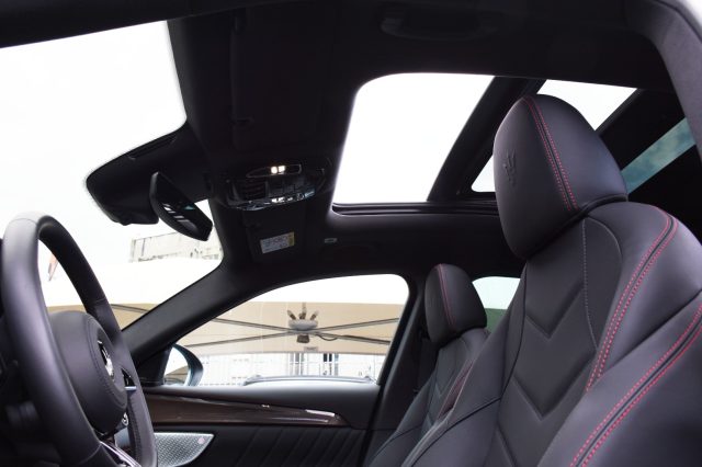 MASERATI Grecale usata, con Chiusura centralizzata