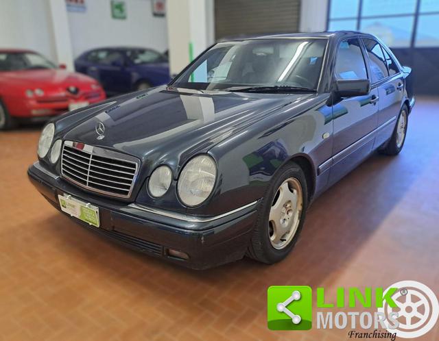 MERCEDES-BENZ E 200 usata, con ABS