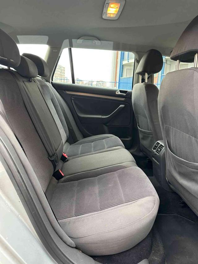 VOLKSWAGEN Golf usata, con ESP