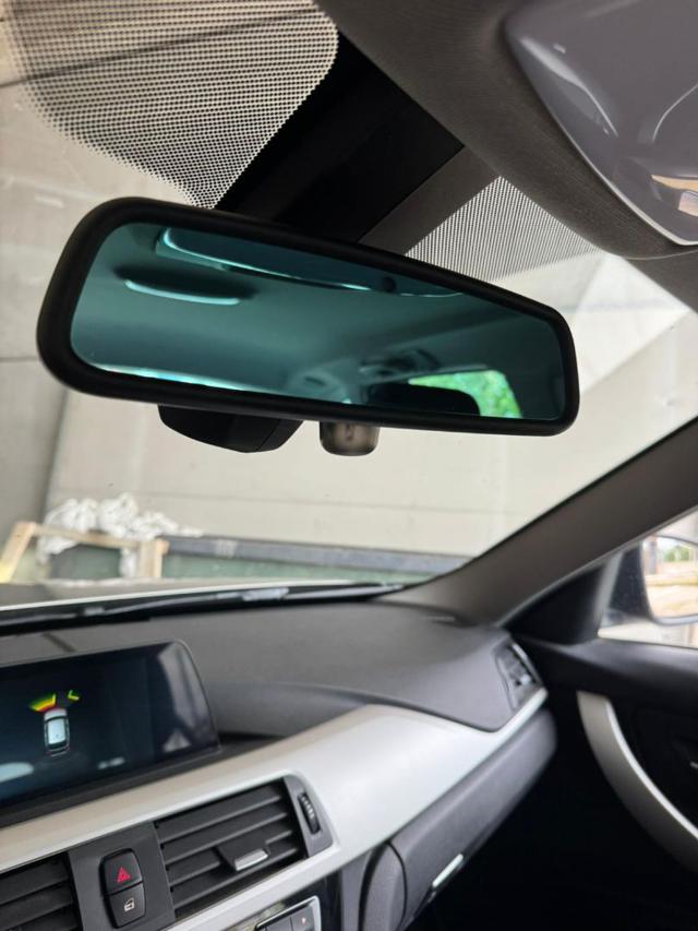 BMW 318 usata, con Park Distance Control