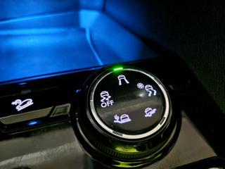 PEUGEOT 5008 usata, con Bracciolo