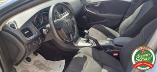 VOLVO V40 Cross Country usata, con Cerchi in lega