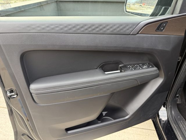 VOLKSWAGEN Amarok usata, con Climatizzatore