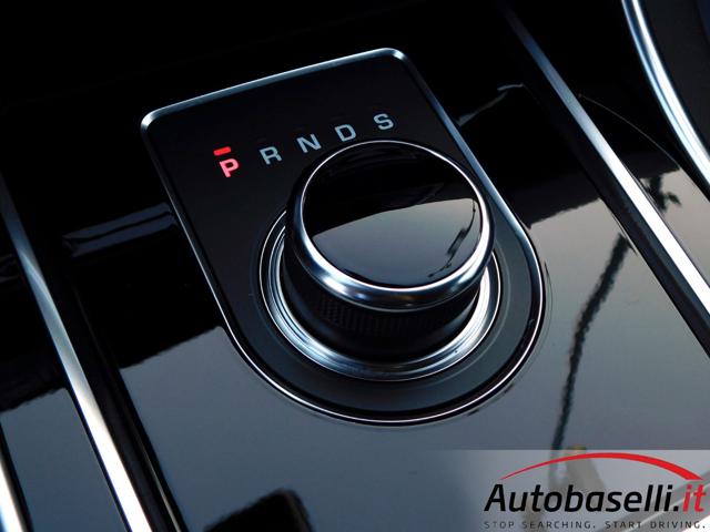 JAGUAR XE usata, con Autoradio