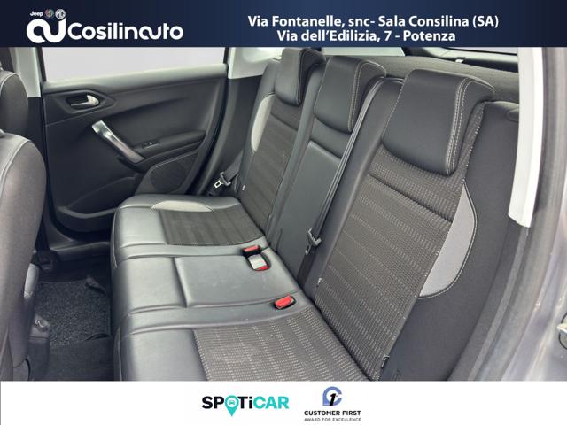 PEUGEOT 2008 usata, con Controllo automatico clima