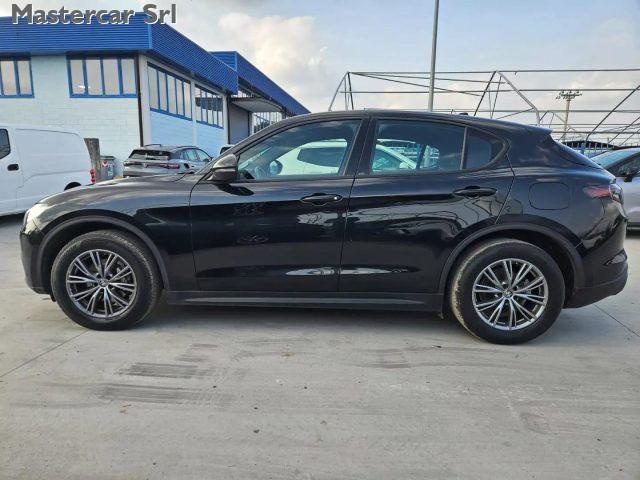 ALFA ROMEO Stelvio usata, con Alzacristalli elettrici