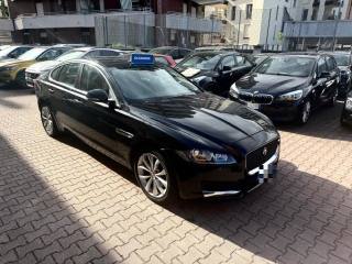 JAGUAR XF 2.0 D 180 CV aut. Pure