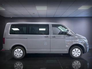 VOLKSWAGEN Caravelle usata, con Boardcomputer