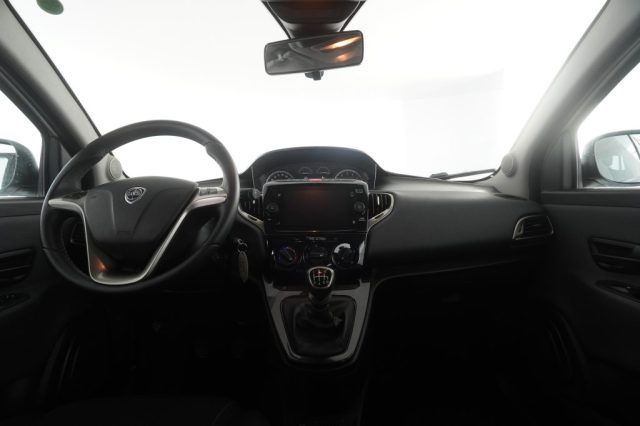 LANCIA Ypsilon usata 10