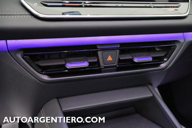 VOLKSWAGEN Tiguan usata, con Sensori di parcheggio anteriori
