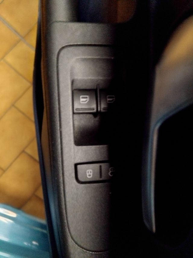 VOLKSWAGEN up! usata, con Immobilizzatore elettronico
