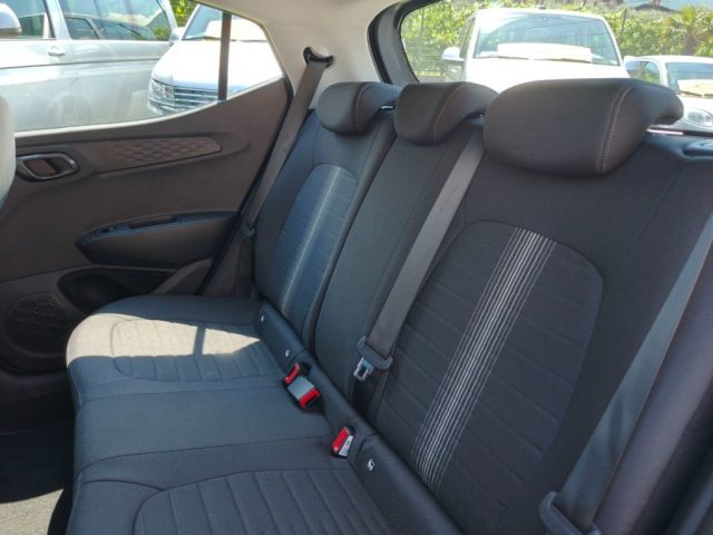 HYUNDAI i10 usata, con Servosterzo