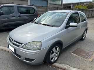 OPEL Corsa usata, con Airbag