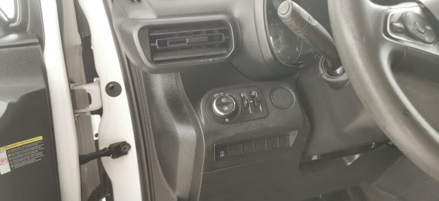 OPEL Combo usata 27