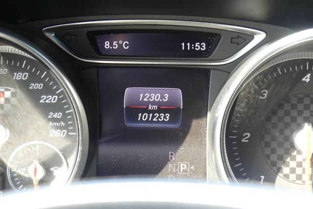 MERCEDES-BENZ A 200 usata, con Leve al volante