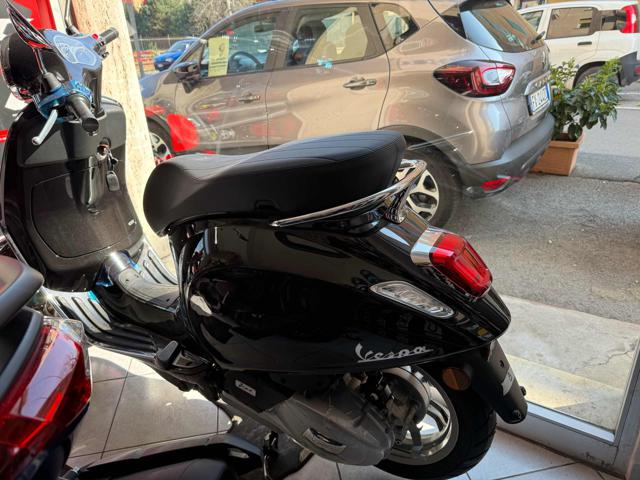 PIAGGIO Vespa 125 Primavera usata 9