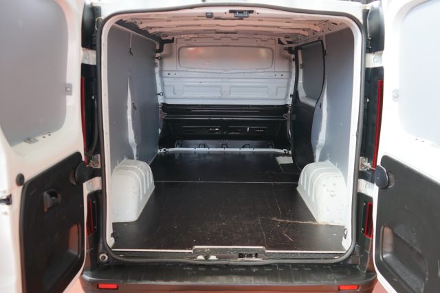 RENAULT Trafic usata, con ESP
