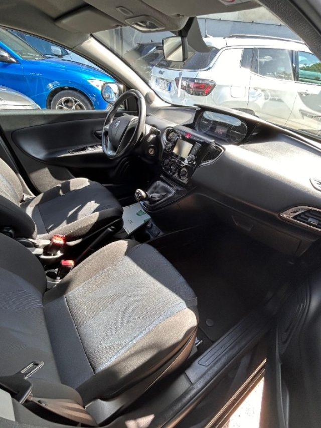 LANCIA Ypsilon usata, con Boardcomputer