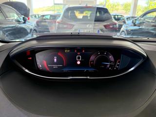 PEUGEOT 3008 usata, con Climatizzatore automatico, 2 zone