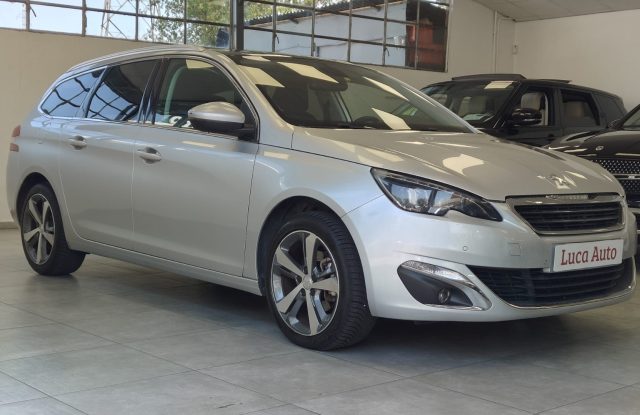 PEUGEOT 308 usata, con Airbag laterali