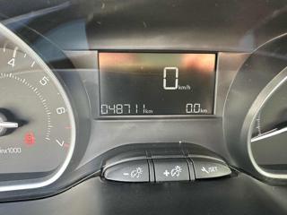 PEUGEOT 208 usata, con Sedile posteriore sdoppiato