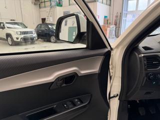 MAHINDRA KUV100 usata, con Chiusura centralizzata