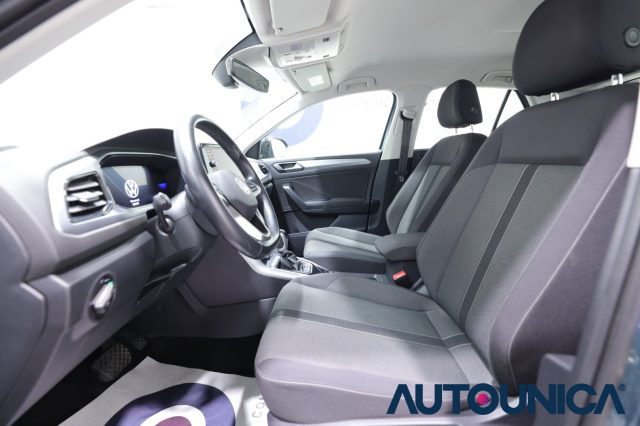 VOLKSWAGEN T-Roc usata, con USB