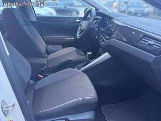 VOLKSWAGEN Taigo usata, con Autoradio