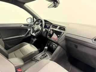 VOLKSWAGEN Tiguan usata, con Airbag laterali
