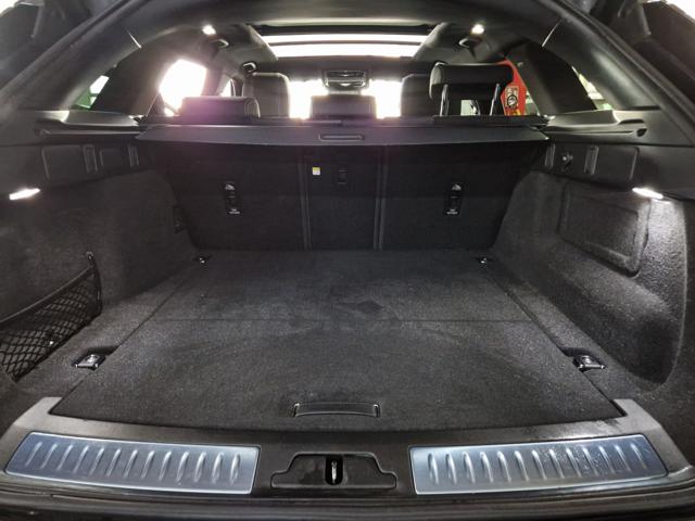 LAND ROVER Range Rover Velar usata, con Chiusura centralizzata