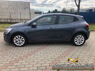 RENAULT Clio usata, con Autoradio