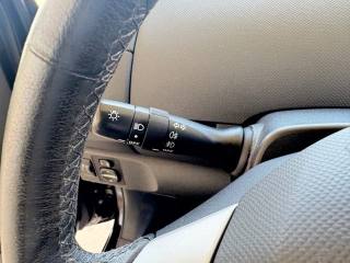 TOYOTA Yaris usata, con Volante in pelle
